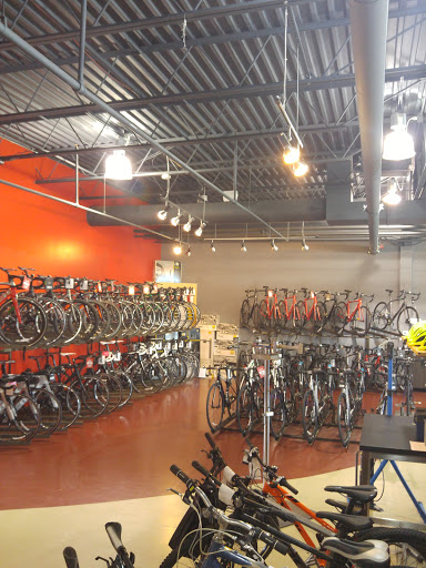 Bicycle Store «Trek Bicycle Columbus Dublin», reviews and photos, 2720 Sawmill Pl Blvd, Columbus, OH 43235, USA