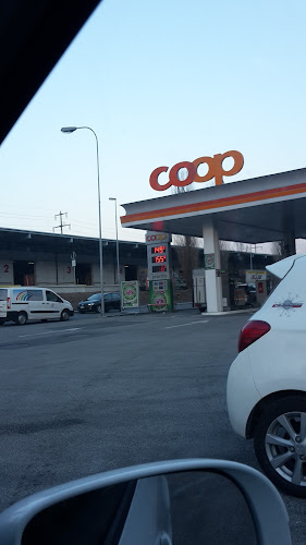 Coop Pronto con stazione di servizio Cadenazzo - Tankstelle