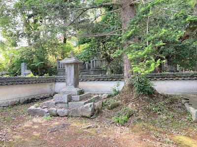備後三次藩主 浅野家合塔