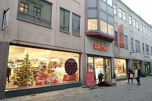 Åhléns image