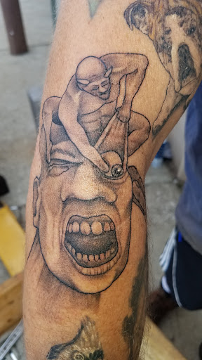 Tattoo Shop «Square City Tattoo», reviews and photos, 129 Main St C, Chardon, OH 44024, USA