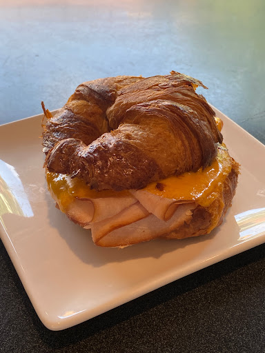 Coffee Shop «Sweetwaters Coffee & Tea», reviews and photos, 123 W Washington St, Ann Arbor, MI 48104, USA