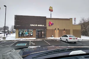 Taco Bell image