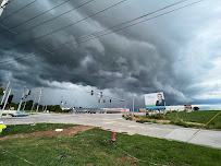 Hurricane Bay Car Wash - Photo 6 - Car repair in Ozark, MO, Springfield