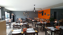 Atmosphère du Restaurant italien Little Italy à Saint-Just-Saint-Rambert - n°12