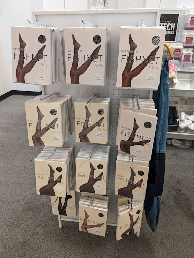 Clothing Store «Forever 21», reviews and photos, 200 Inland Center Dr, San Bernardino, CA 92408, USA