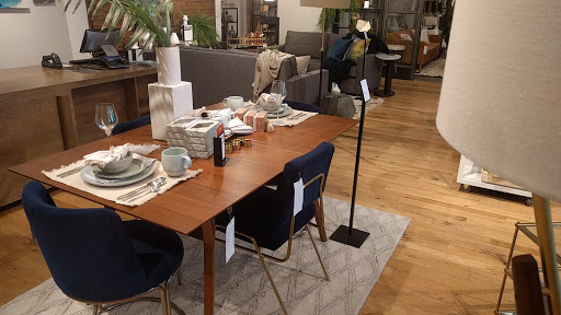 Furniture Store «west elm», reviews and photos, 2201 Westlake Ave Ste 100, Seattle, WA 98121, USA
