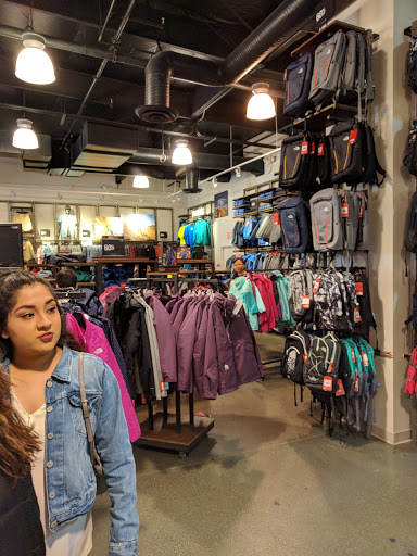 Clothing Store «The North Face Outlet», reviews and photos, 8555 San Ysidro Ave Ste 20, Gilroy, CA 95020, USA