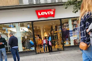 Levi's Mittelstrasse image