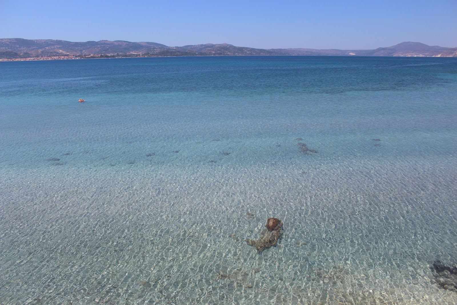 Photo de Fanari beach avec moyenne baie