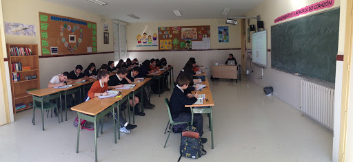 Colegio Plurilingüe Divina Pastora O Barco, Escuela bilingüe en O Barco,Ourense