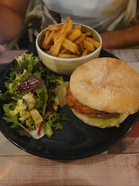 Hamburger végétarien du Restaurant Heaven à Roquefort-les-Pins - n°2