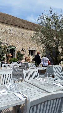 Atmosphère du Restaurant Les Quat'Zarts à Maulette - n°14