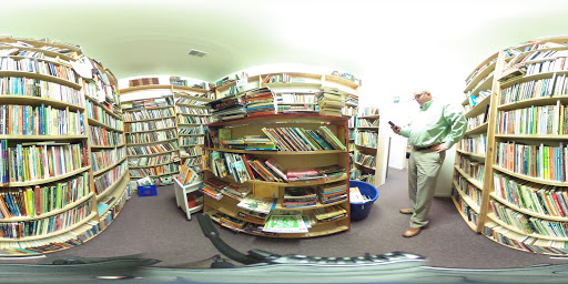 Used Book Store «R & B Used Books», reviews and photos, 12830 Saginaw Rd # F, Grand Blanc, MI 48439, USA