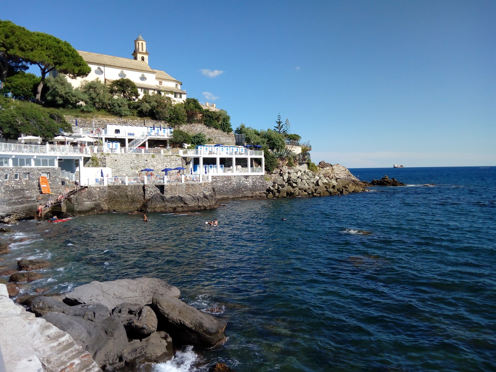 Quinto beach photo #9