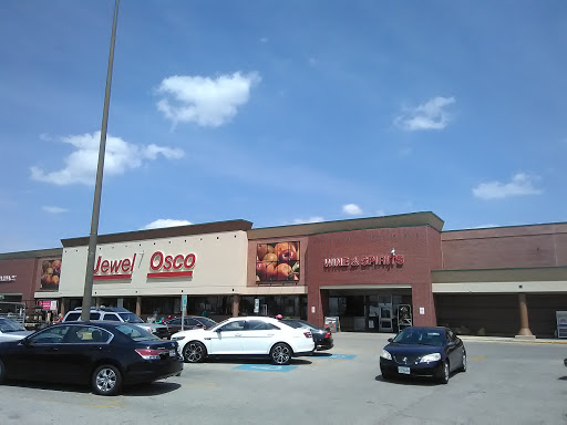 Grocery Store «Jewel-Osco», reviews and photos, 800 W North Ave, Melrose Park, IL 60160, USA