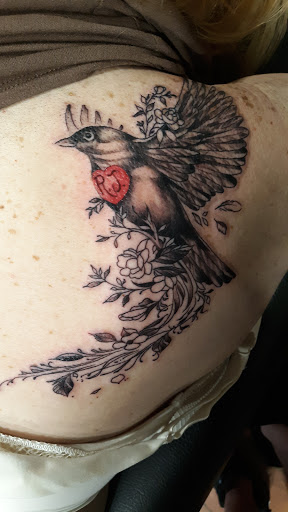 Tattoo Shop «Skin Thrills Tattoo & Body Piercing Studio», reviews and photos, 5005 Williamson Rd, Roanoke, VA 24012, USA