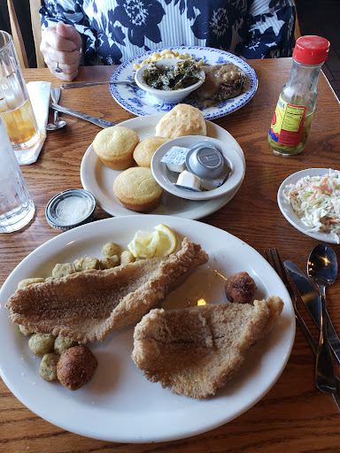 American Restaurant «Cracker Barrel Old Country Store», reviews and photos, 2150 Delk Rd, Marietta, GA 30067, USA
