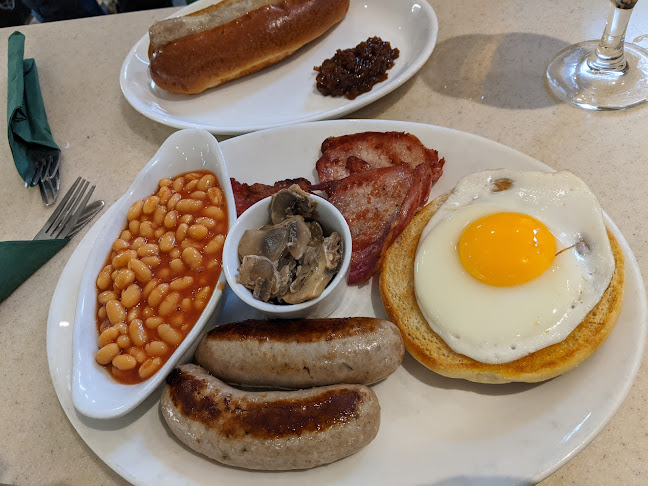 Heap's Sausage Café - London