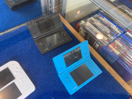 Pawn Shop «Pawn South Inc», reviews and photos, 215 E 2nd St, Lumberton, NC 28358, USA