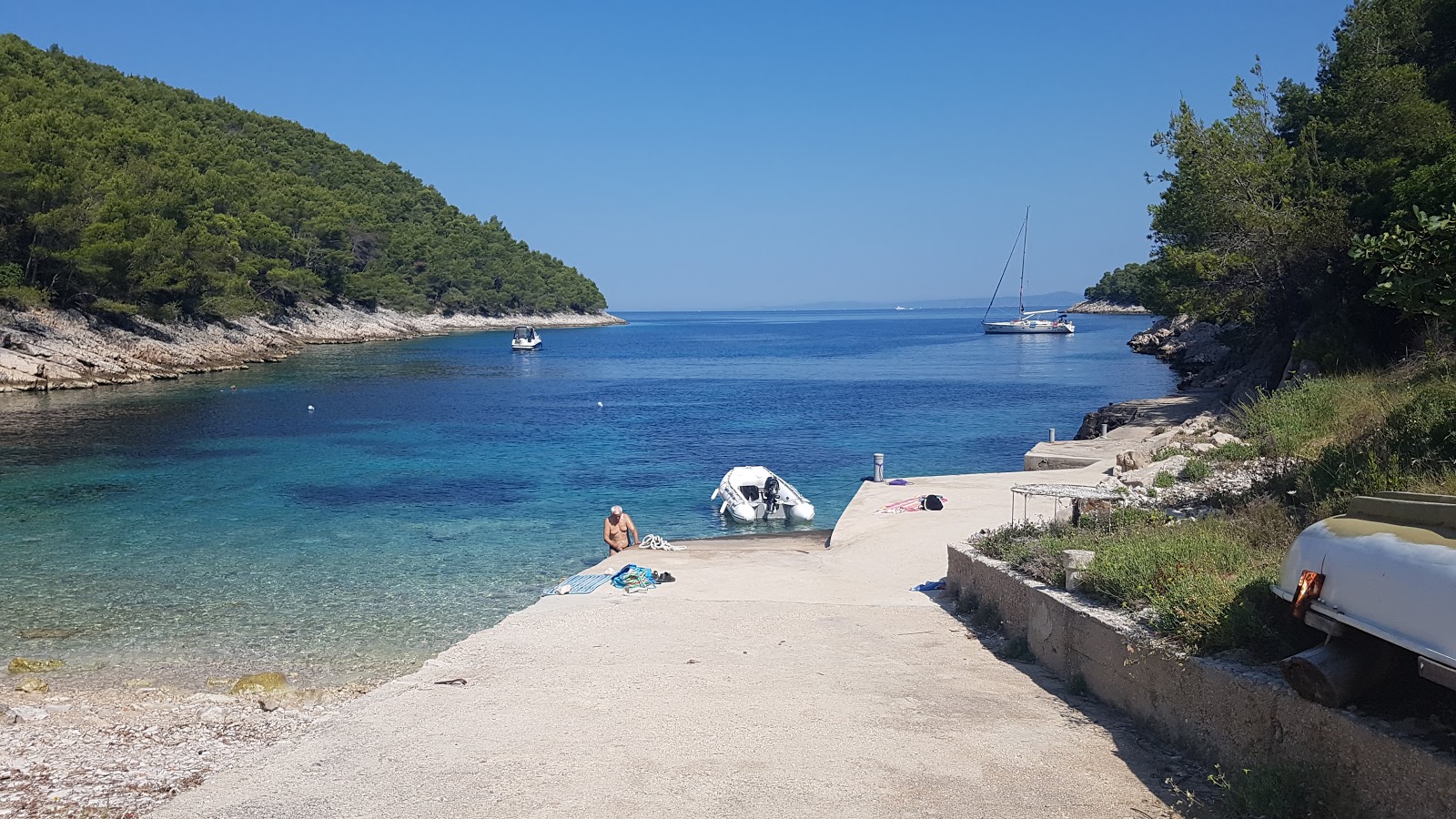 Foto de Sviracina beach área selvagem