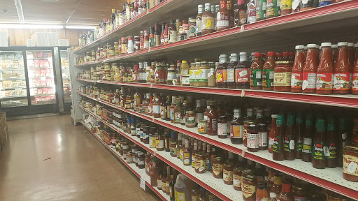 Grocery Store «The Salvage Store Discount Grocery», reviews and photos, 82540 LA-25, Folsom, LA 70437, USA