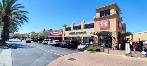 Under Armour Factory House, 100 Citadel Drive, Commerce, CA 90040, USA, 