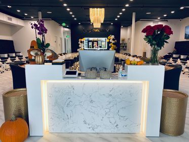 Lavish Nail Lounge 53593