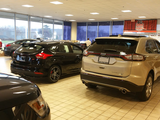 Ford Dealer «Bredemann Ford in Glenview», reviews and photos, 2038 Waukegan Rd, Glenview, IL 60025, USA
