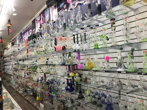 Tobacco Shop «Zerona Smoke Shop», reviews and photos, 1907 W Waltann Ln a, Phoenix, AZ 85023, USA