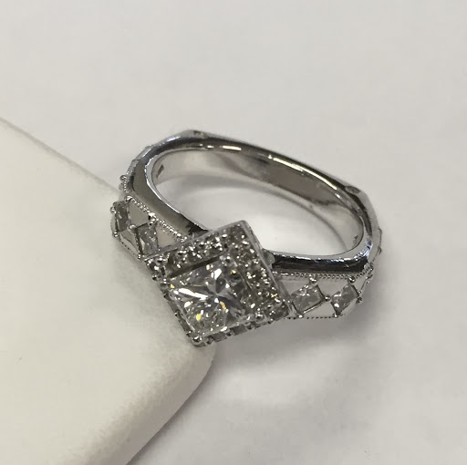 Jeweler «PV Coin & Jewelry», reviews and photos, 8764 E Shea Blvd #115, Scottsdale, AZ 85260, USA