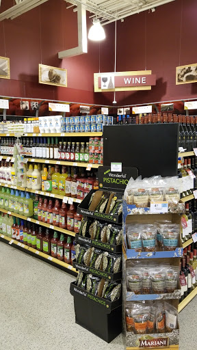 Supermarket «Publix Super Market at Stockbridge Lakes», reviews and photos, 250 E Atlanta Rd, Stockbridge, GA 30281, USA