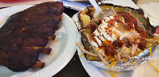 Barbecue Restaurant «Whitts Barbecue», reviews and photos, 2030 Wilma Rudolph Blvd, Clarksville, TN 37040, USA