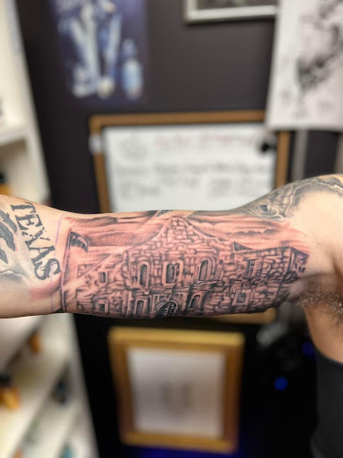 Explore gift ideas for tattoo artists, creative tattoo ideas in Warner Robins, available at Untold Pain Tattoo Studio