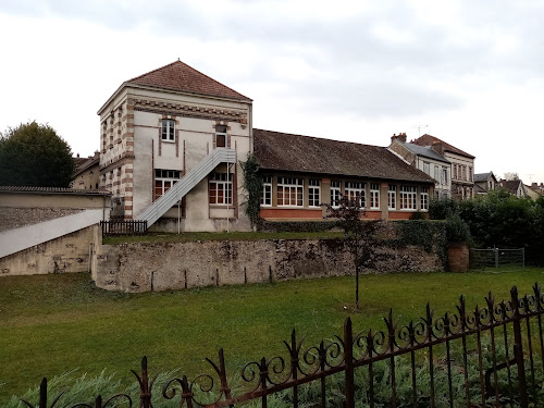 École primaire Groupe Scolaire Joubert Villeneuve-sur-Yonne