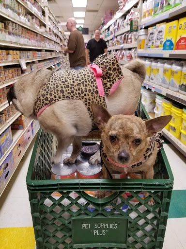 Pet Supply Store «Pet Supplies Plus», reviews and photos, 43665 Ford Rd, Canton, MI 48187, USA