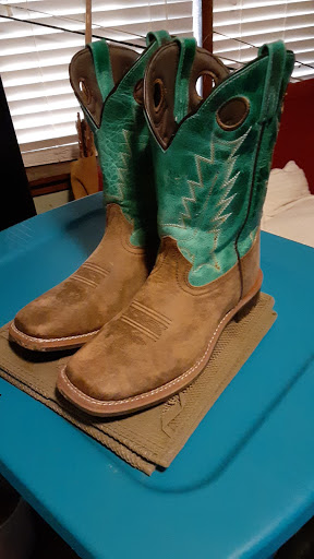 Shoe Store «K & T Shoes», reviews and photos, 485 Pickwick St S, Savannah, TN 38372, USA