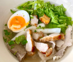ร้านโกโชคข้าวมันไก่ (เจ้าเก่าหลังตลาดหัวไทร) photo