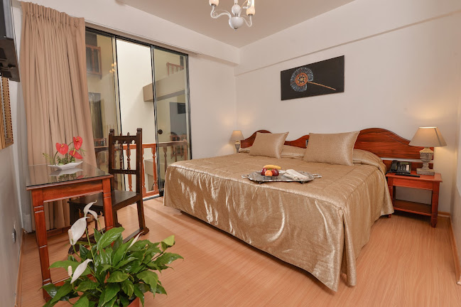 Teléfono de Hotel Ruinas