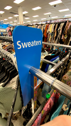 Clothing Store «Ross Dress for Less», reviews and photos, 3300 S Glenstone Ave, Springfield, MO 65804, USA