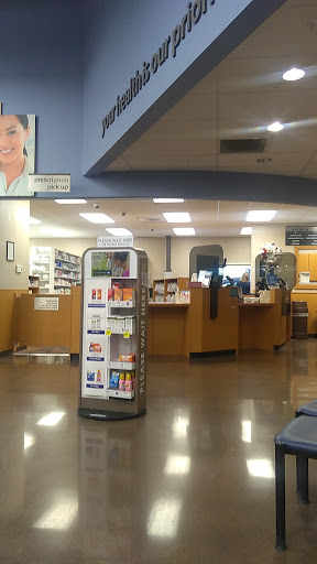 Grocery Store «Kroger», reviews and photos, 300 Brighton Park Blvd, Frankfort, KY 40601, USA