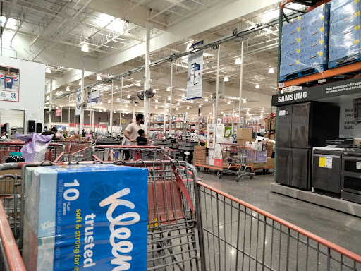 Warehouse store «Costco Wholesale», reviews and photos, 15901 SW Jenkins Rd, Aloha, OR 97006, USA