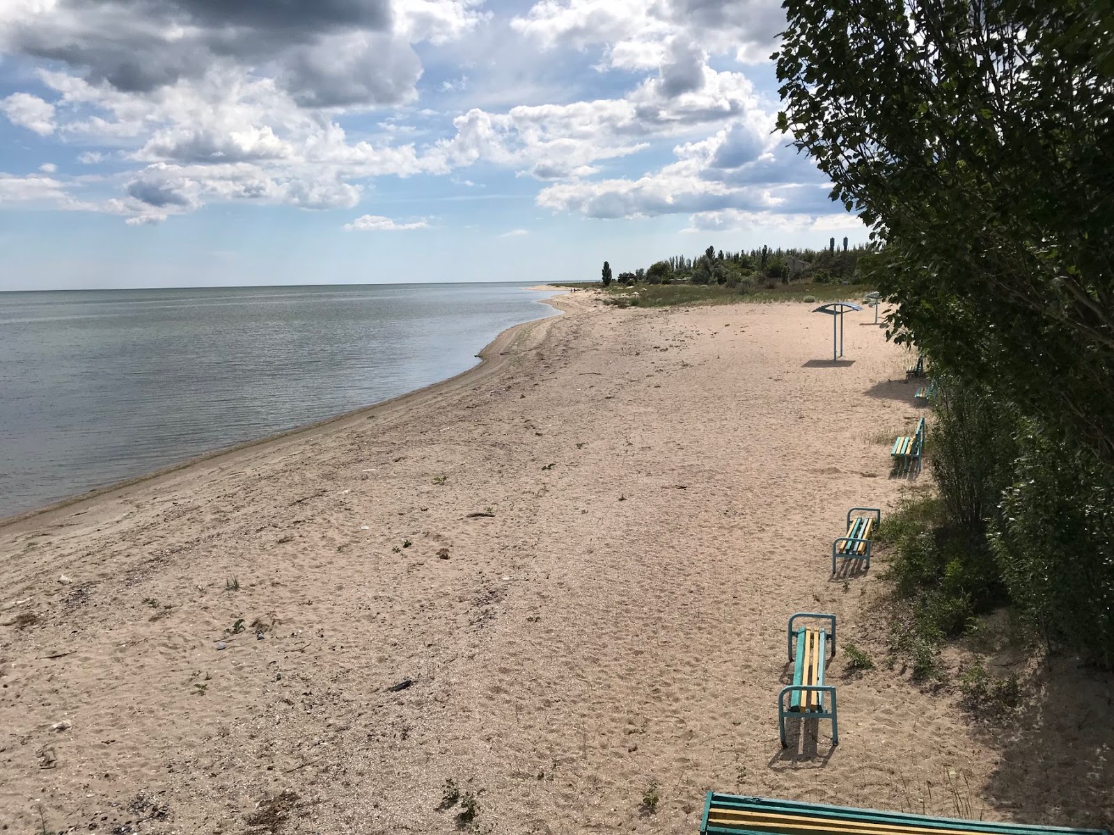 Foto av Plyazh Yur'yevka med lång rak strand