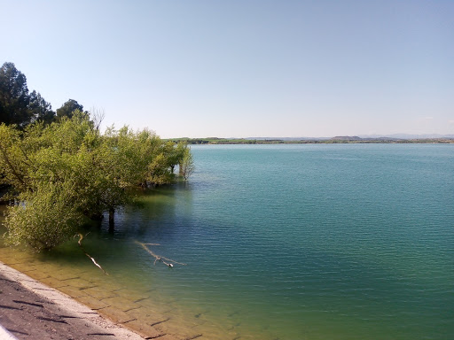 Club Naútico de La Sotonera en Alcalá de Gurrea, Huesca