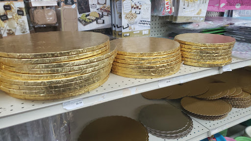 Wholesale Florist «Quality Wholesale Florist Supply», reviews and photos, 7074 NW 50th St, Miami, FL 33166, USA