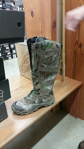 Shoe Store «Discount Shoes», reviews and photos, 1282 Brevard Rd, Asheville, NC 28806, USA