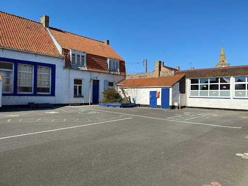 Sainte-Germaine École catholique à Looberghe, Nord