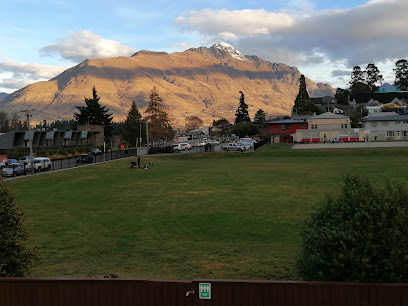 Queenstown Primary School