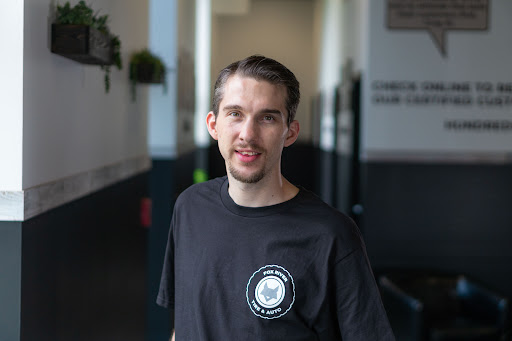 Auto Repair Shop «Fox River Tire & Auto», reviews and photos, 20 N 17th St, St Charles, IL 60174, USA