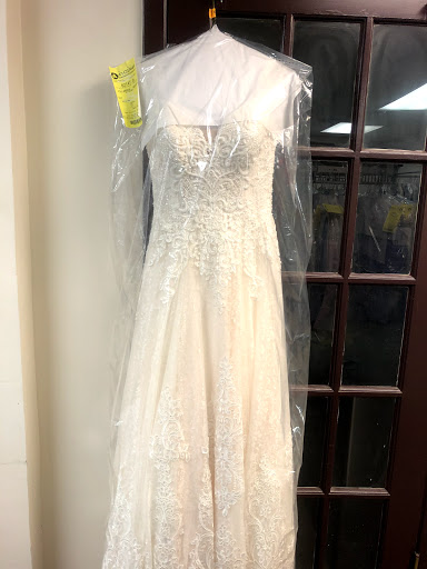 Dry Cleaner «A-1 Dry Cleaners», reviews and photos, 2515 S Gessner Rd, Houston, TX 77063, USA